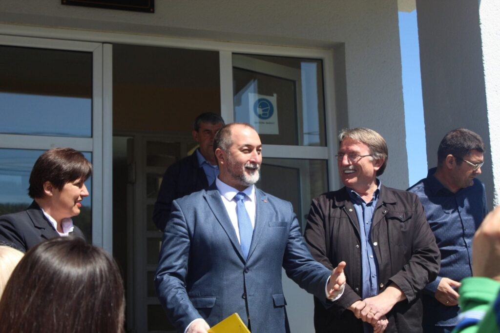 Ministar Stijović i dekanica Marković svečano otvorili renoviranu zgradu Centra za kontinentalno voćarstvo