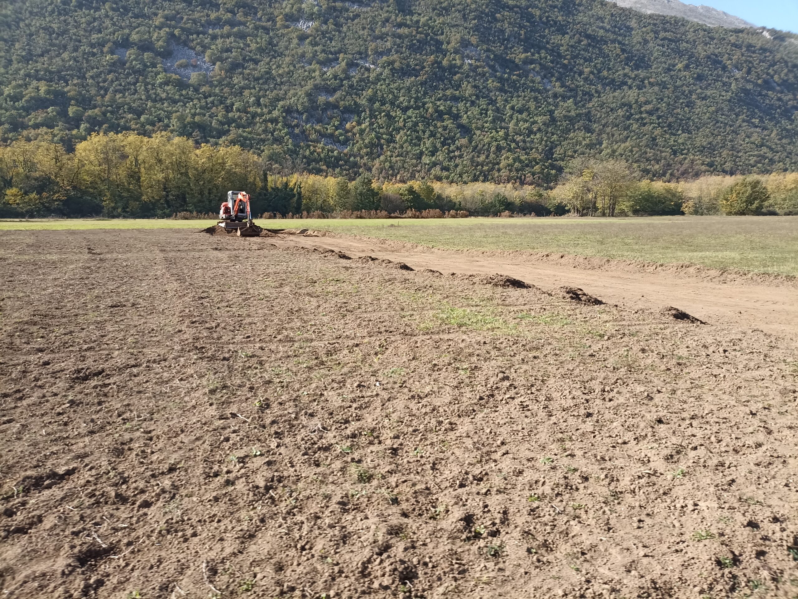 Dehumusizacija – završni udarac crnogorskoj poljoprivredi (30+ foto)